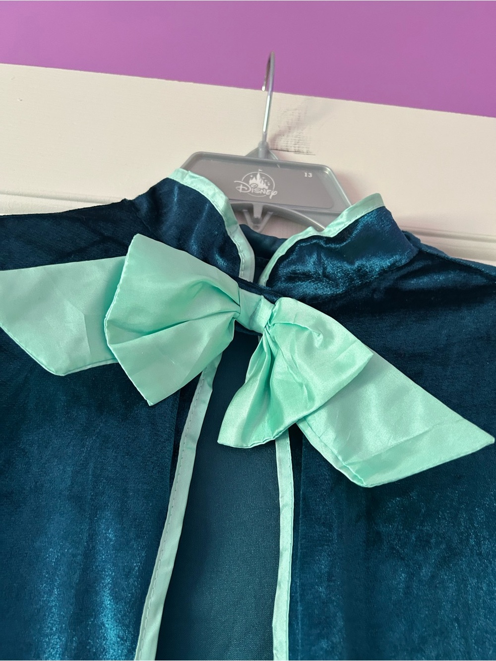 Little adventures alpine princess coronation cloak size L/XL 5-9 years Anna rare - Picture 2 of 4